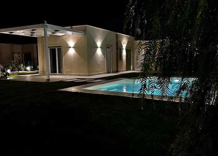 Haven Brucoli Villa *